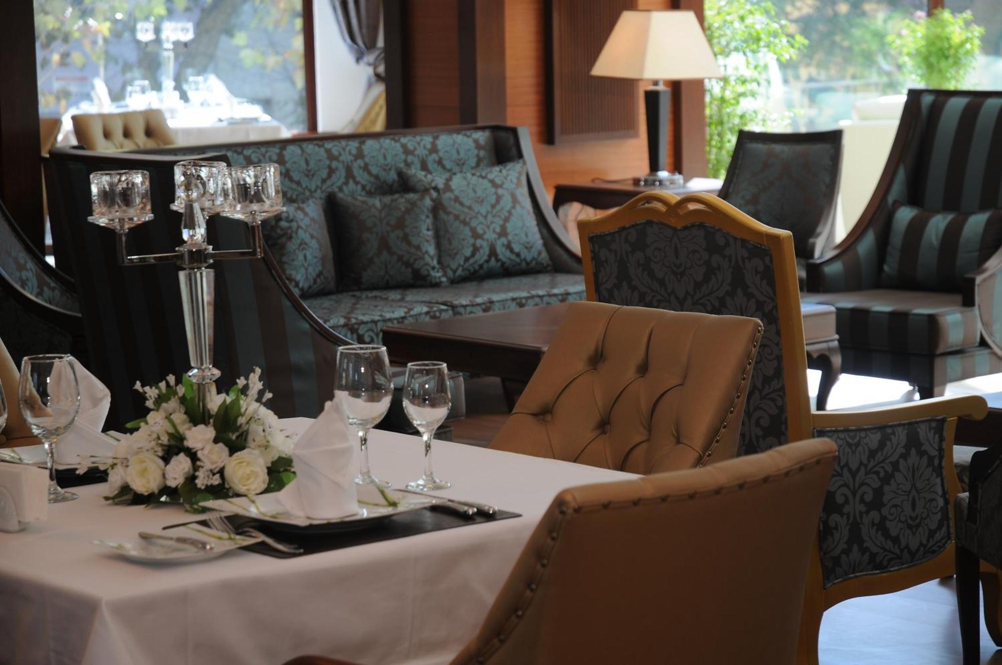 Paradise Island Hotel Darica  Bagian luar foto