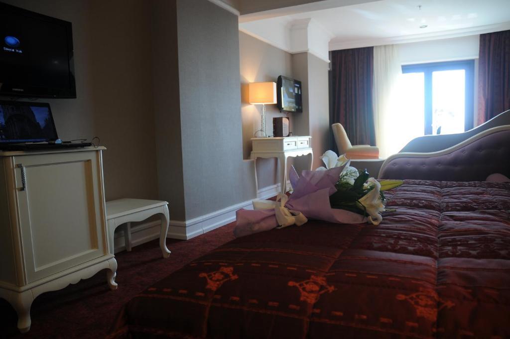 Paradise Island Hotel Darica  Ruang foto