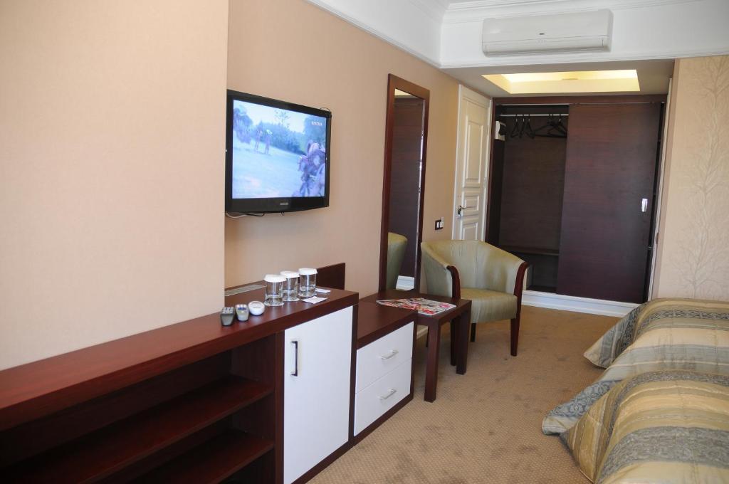 Paradise Island Hotel Darica  Ruang foto